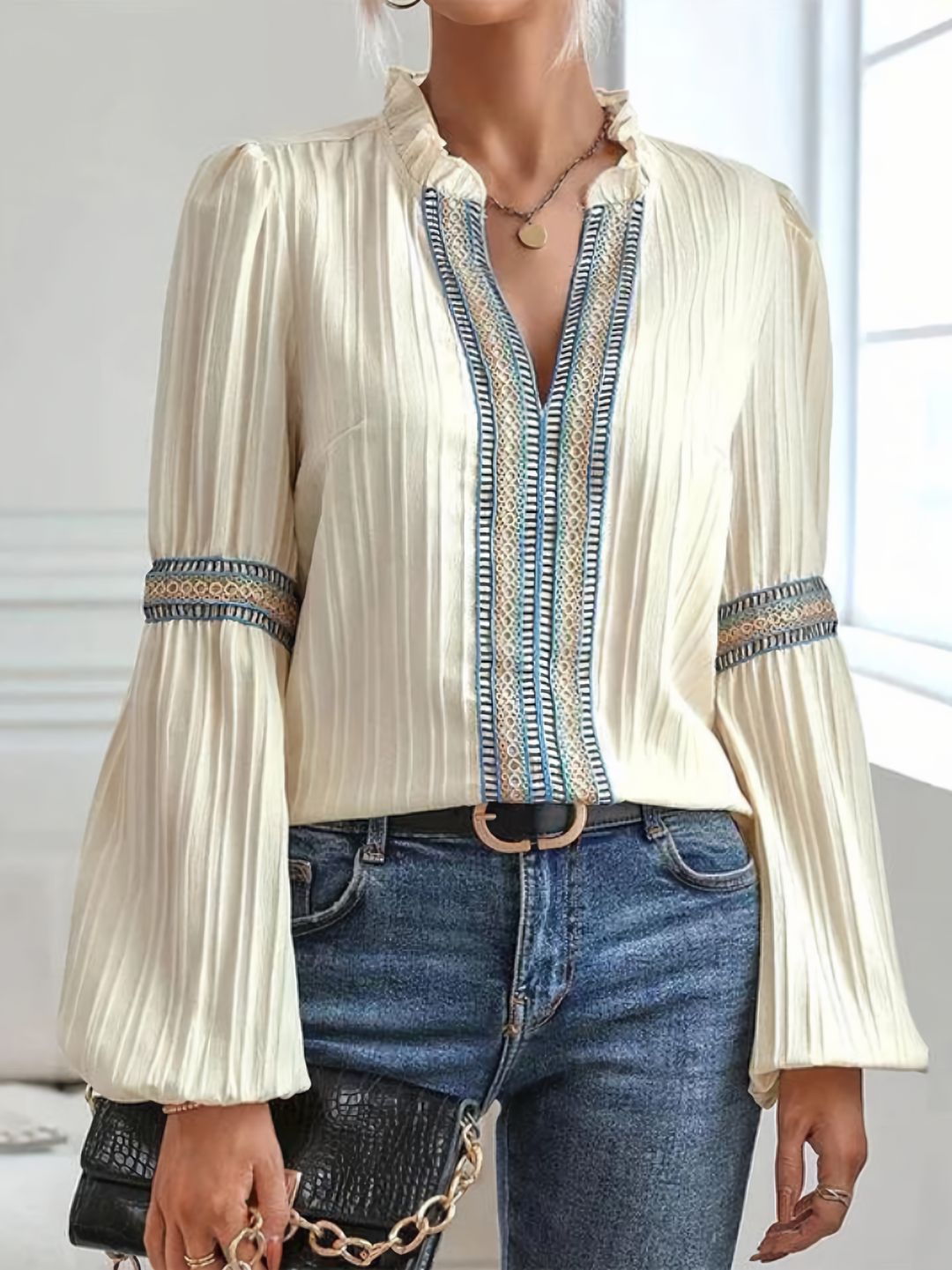 White boho long sleeve blouse for women